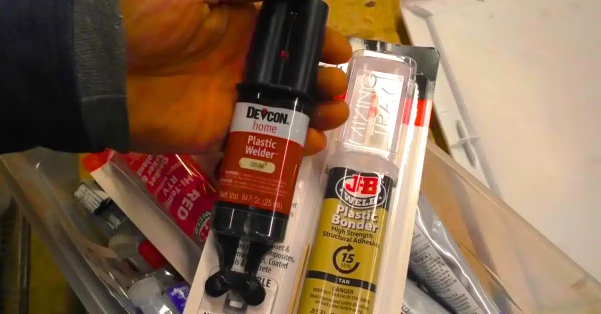 What Glue is Good for Plastic